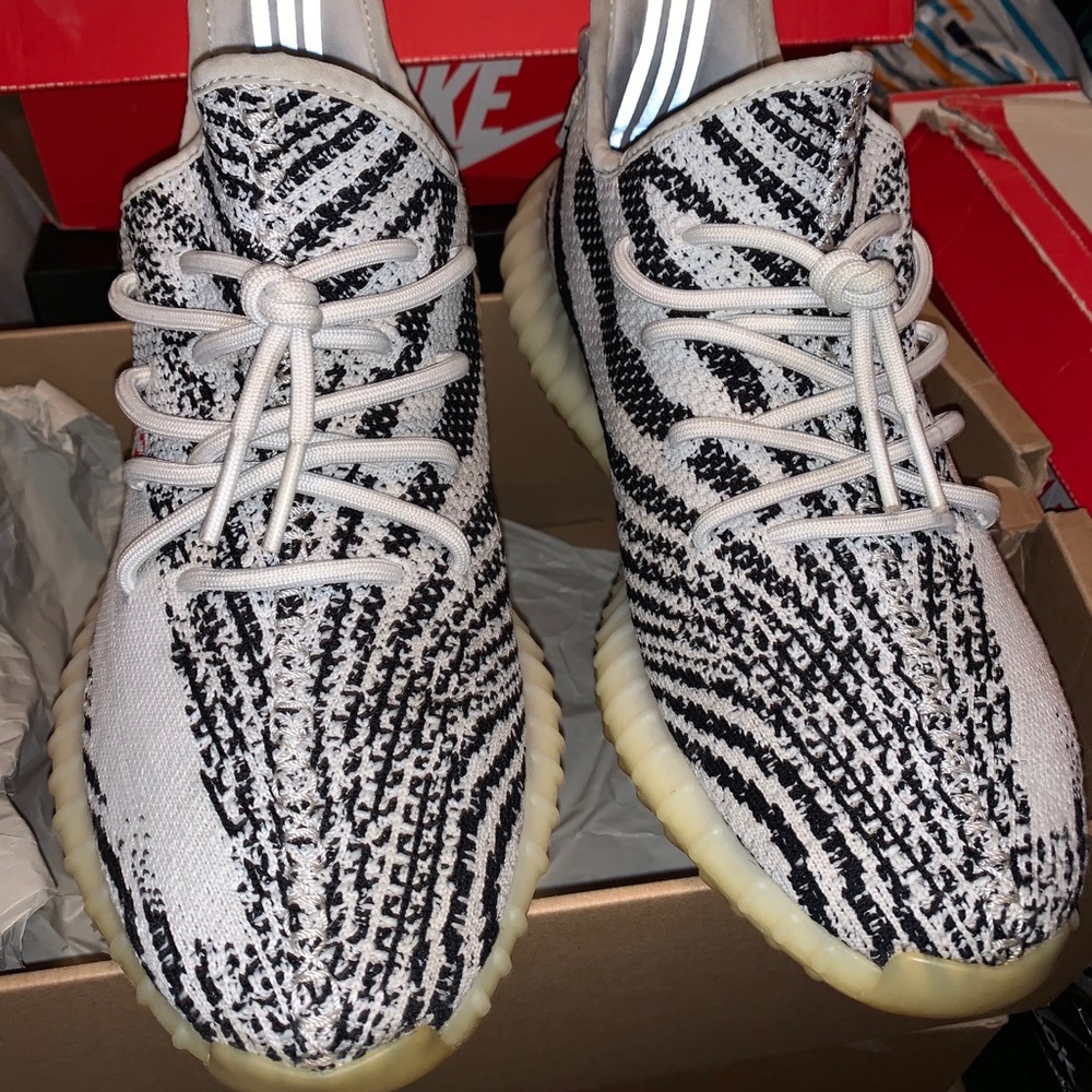 Zebra Yezzy V2 (First Drop) - image 7
